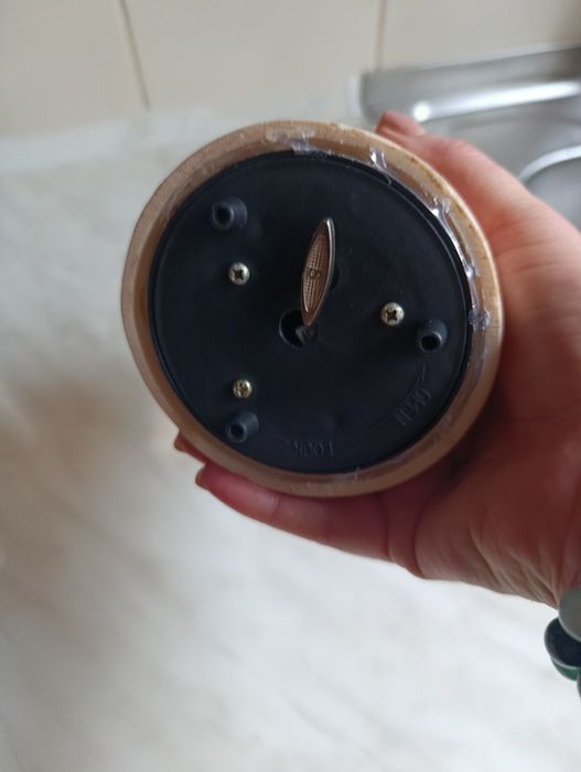 Новогодние стеклянные шары музыкальные.