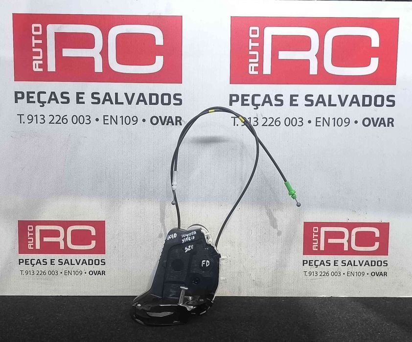 Fechadura / Fecho Porta Direito U20-14110 - TOYOTA YARIS