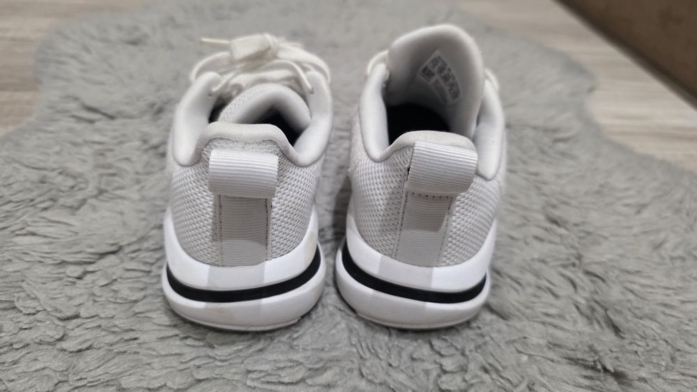 Кросівочки Adidas 29