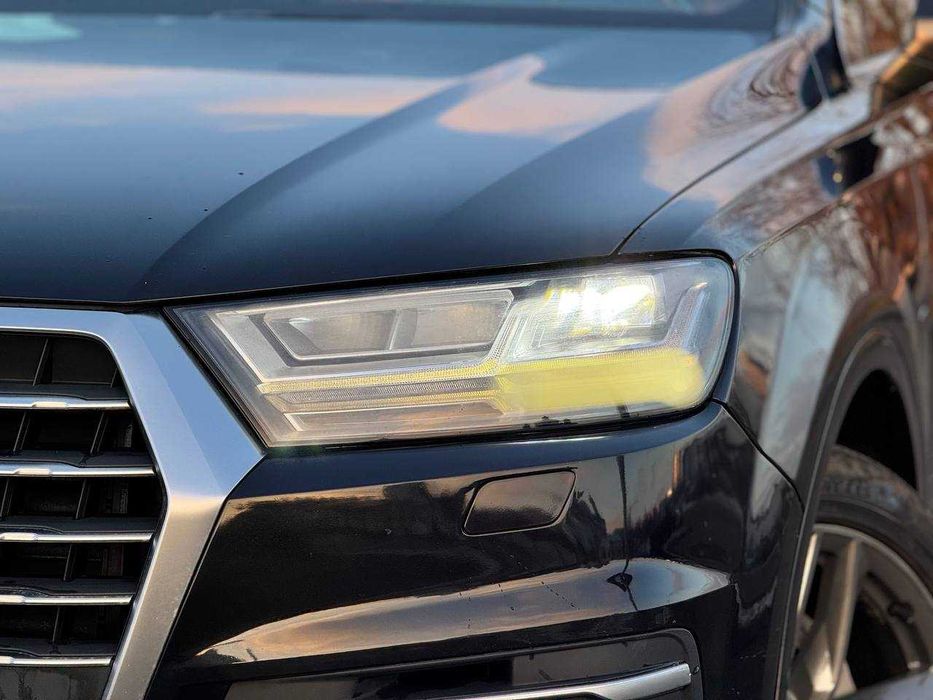 2018 Audi Q7 бенз