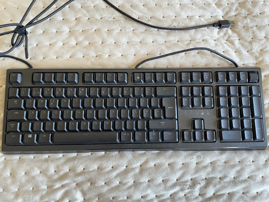 Teclado Razer Ornata V2