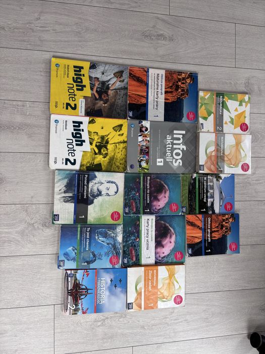 podreczniki do klasy 1 i 2 liceum technikum.