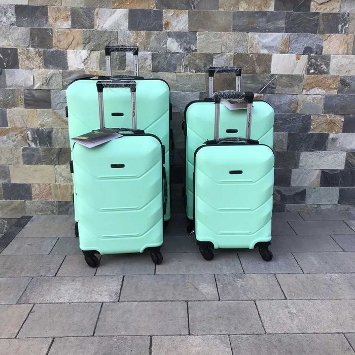 Валіза Чемодан Сумка дорожня Різні варіанти