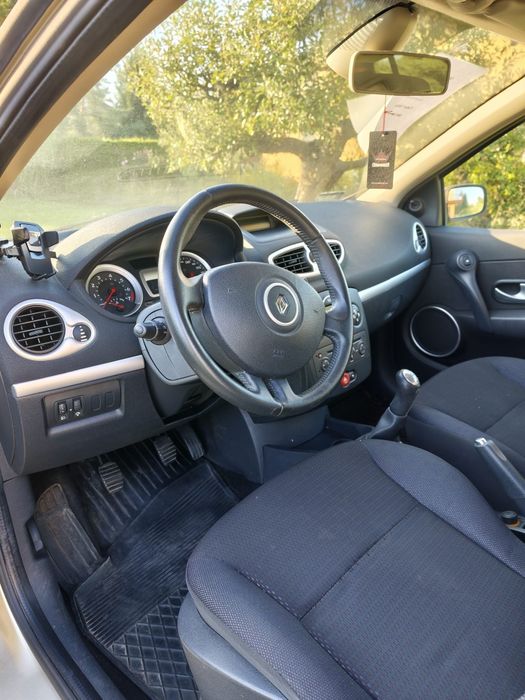 10 lat w jednych rękach Renault Clio III