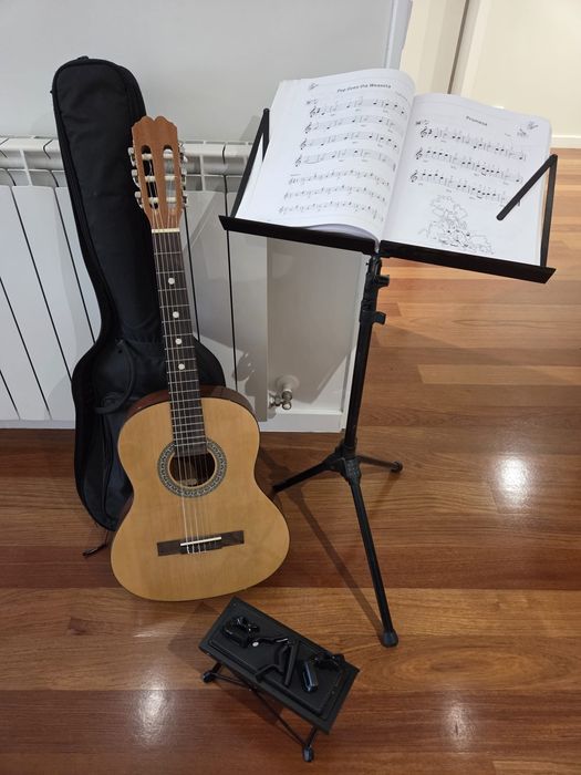Guitarra/Viola Admira