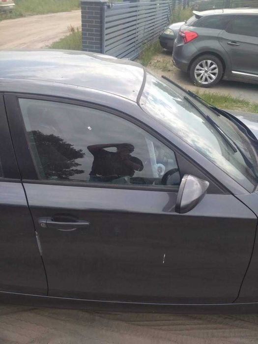 Drzwi prawe przód przednie Bmw e87 LCI a22 Sparkling Graphite igła