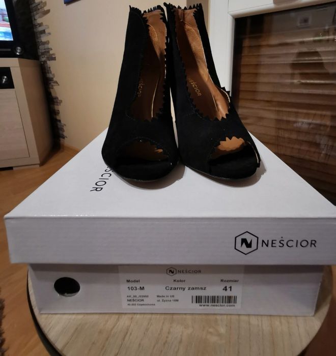 Letnie botki Neścior.