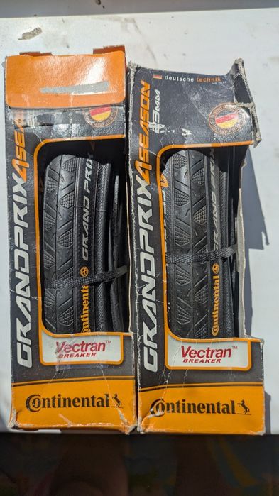 Покришки фолдингові шоссе road fixed gear фікс 23 мм та 20 мм на 700с Continental Vittorio Michelin
