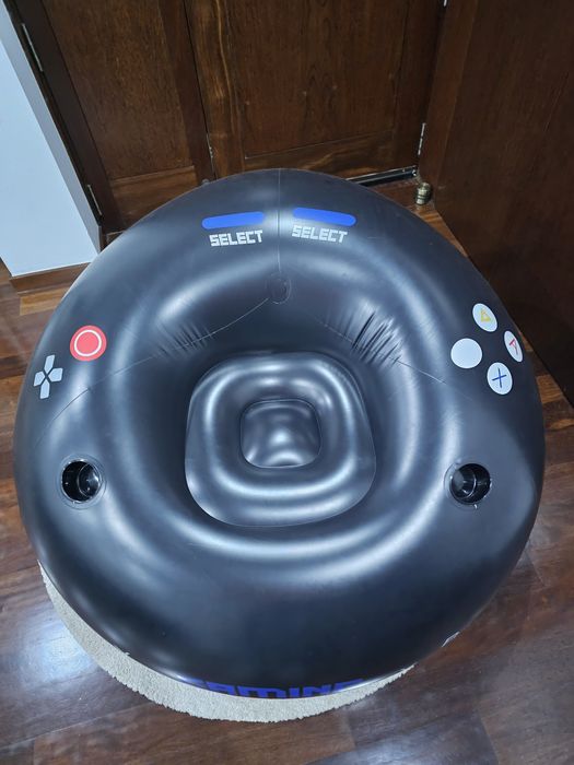 Puff Gamer com apoio de pés