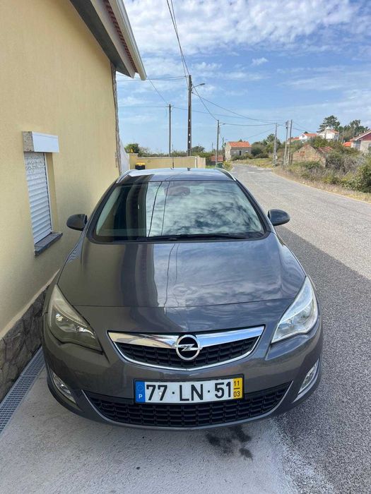 Opel Astra J 1.3 CDTI 95cv foto 4
