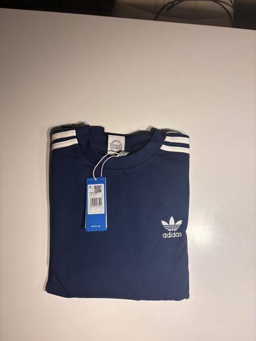 Bluza Adidas.    .
