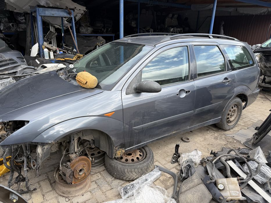 Форд Фокус 1 запчастини авторозборка ford focus mk1