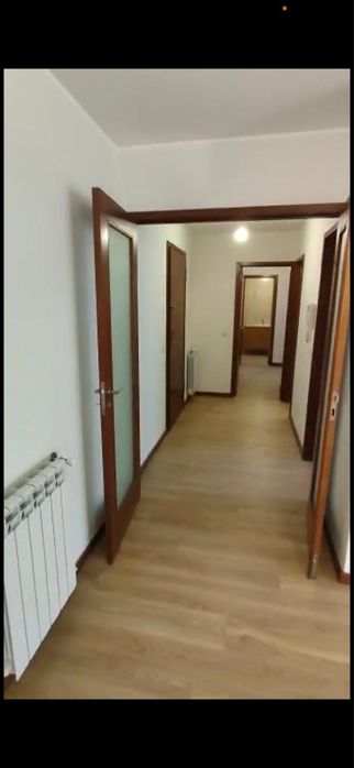 T2 c/ lugar de garagem para arrendar