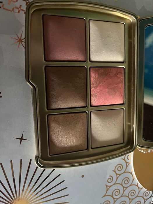 Палетка hourglass dragon дракон