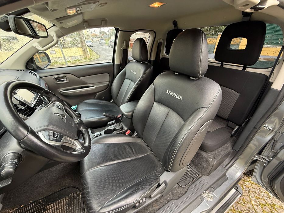 Vendo impecavel sempre de garagem