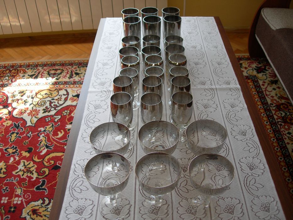 Komplet stołowy szkła