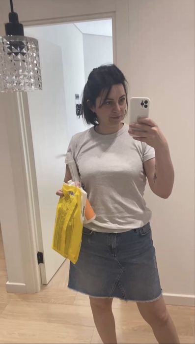 Домробітниця, Помічниця по дому , Прибиральниця