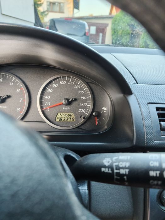 Mazda 2 , rok produkcji 2004