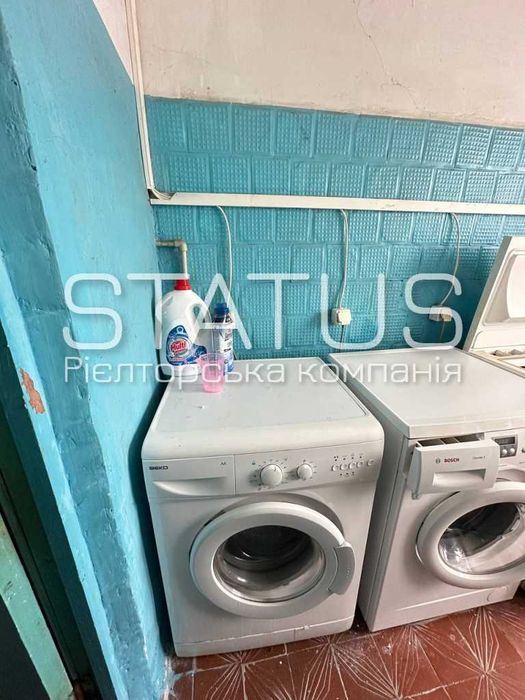 код 16267 Кімнатна в гуртожитку, цегляний будинок