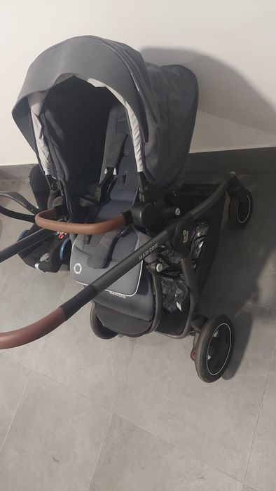 Maxi Cosi Adorra 2 com ovo e isofix para o carro