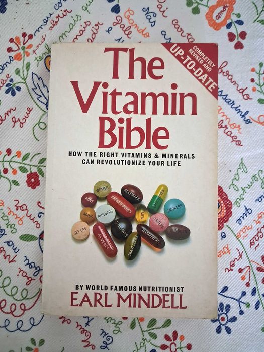 The Vitamin Bible — Earl Mindell — Livro vitaminas e nutrição