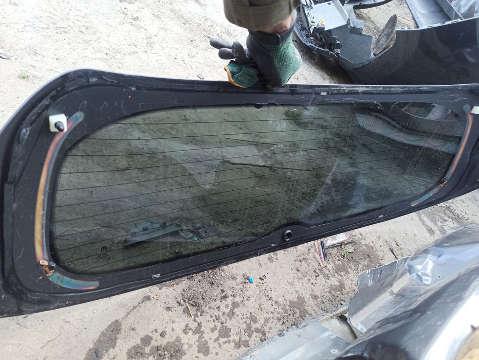 Оригінальне Скло заднє (ляди) фіат тіпо 2019 хечбек (2016+)