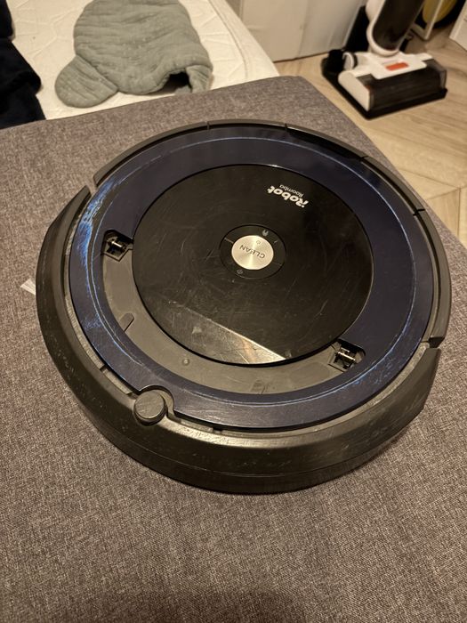 iRobot Roomba 695 na czesci