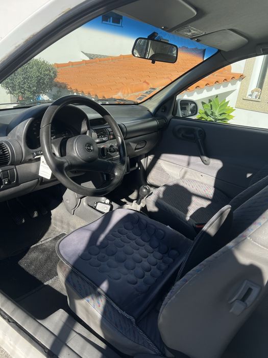 Opel Corsa B gasolina