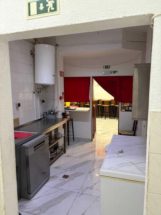 Trespasse Restaurante Equipado Av. Luísa Todi – 56.000€
