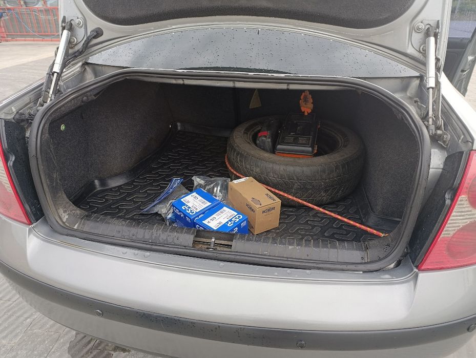 Volkswagen Passat 2002 VIN WVWZZZ3BZ2E278171 фото оголошення 16 з 24