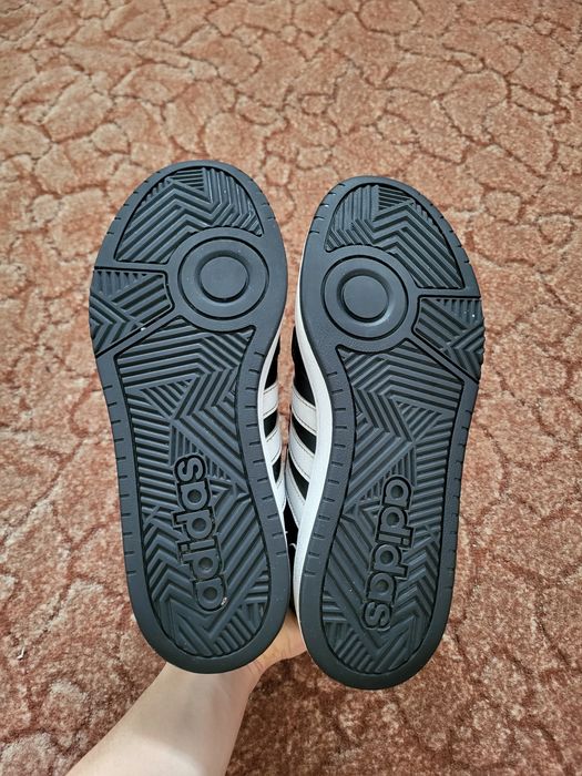 Оригинальные мужские кроссовки Adidas Hoops