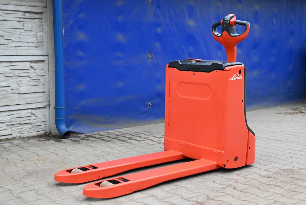 Paleciak elektryczny Linde T16 1600kg 2021 rok 1160mth Li-ion FHP 482