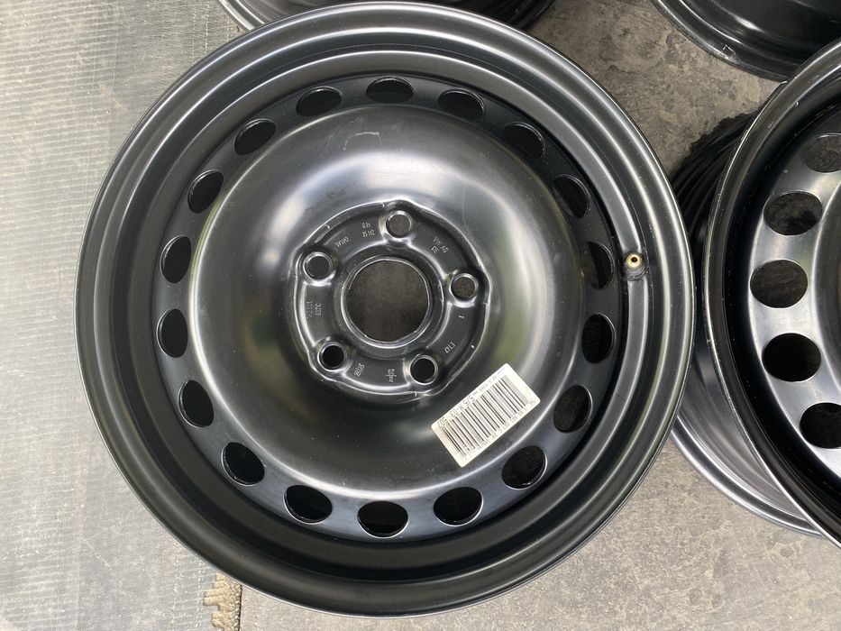 Диски VW AG R15 5-112 6.0J ET47 DIA57.1мм.