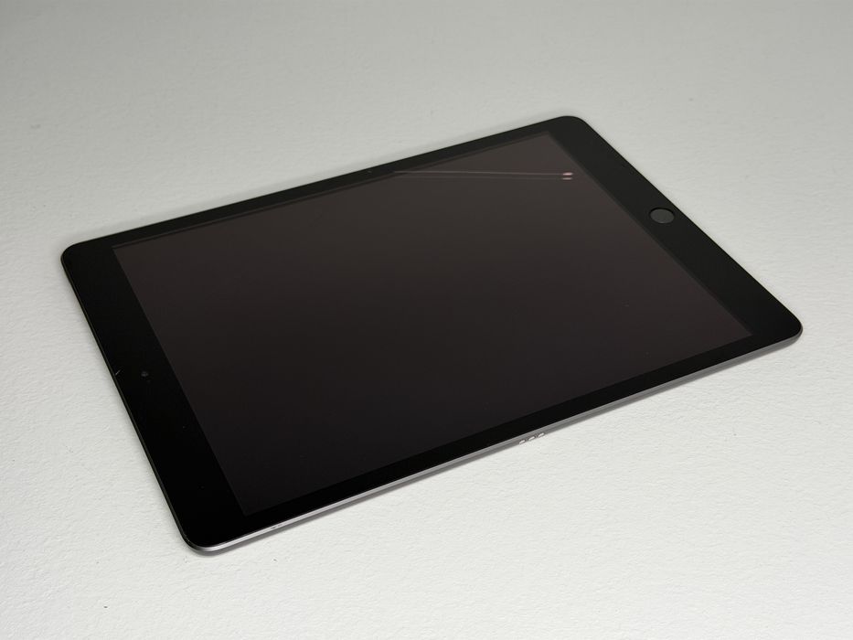 iPad 8. gen. (A2270) - 32GB - faktura VAT 23%