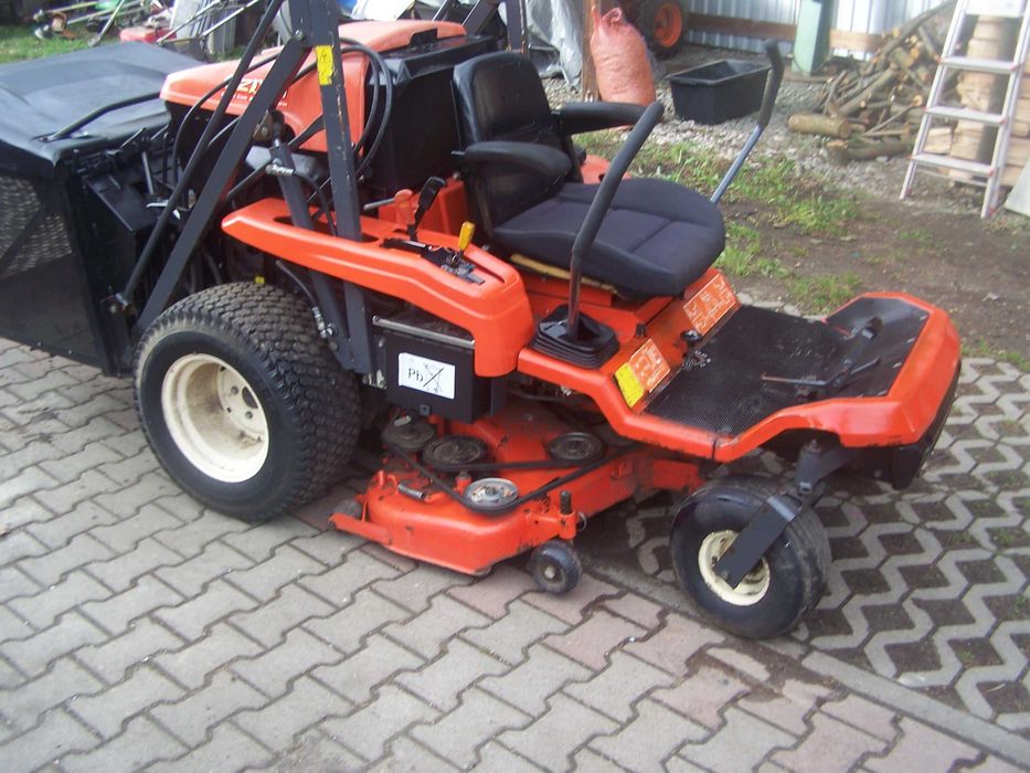 Kubota GZD 21 diesel 21KM wysoki wysyp,zero skręt,kosz 500L