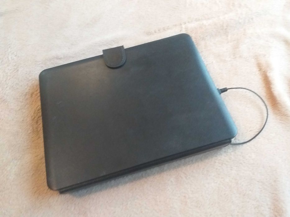 Kiano Pro 10 dual core etui pokrowiec 10 cali tablet klawiatura