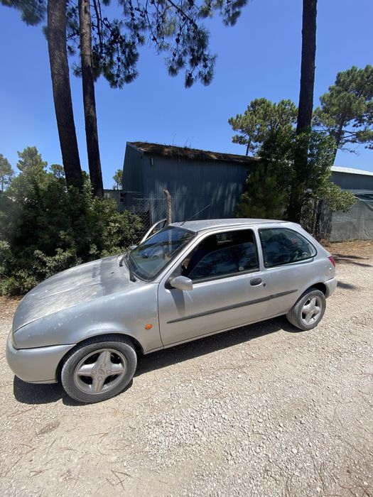 vendo ford fiesta 1999