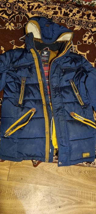 Продам мужскую зимние курточку