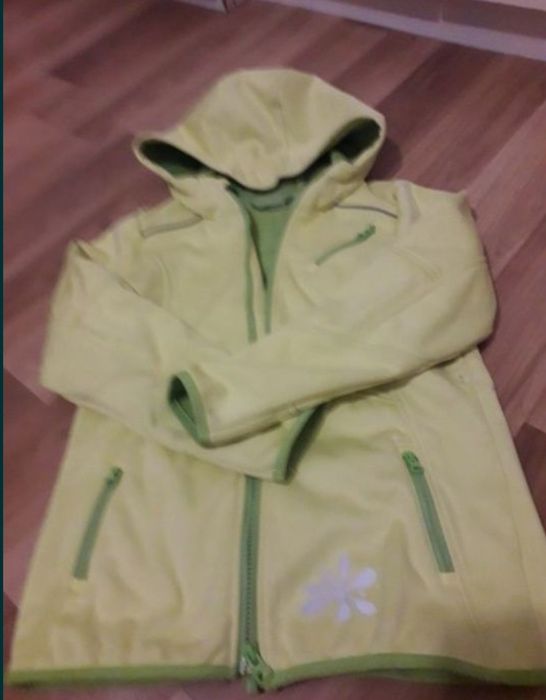 Paka 11szt kurtka Brugi softshell spodnie bluzy sukienki klapki r.134