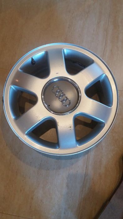 4 x oryginalne aluminiowe felgi Audi