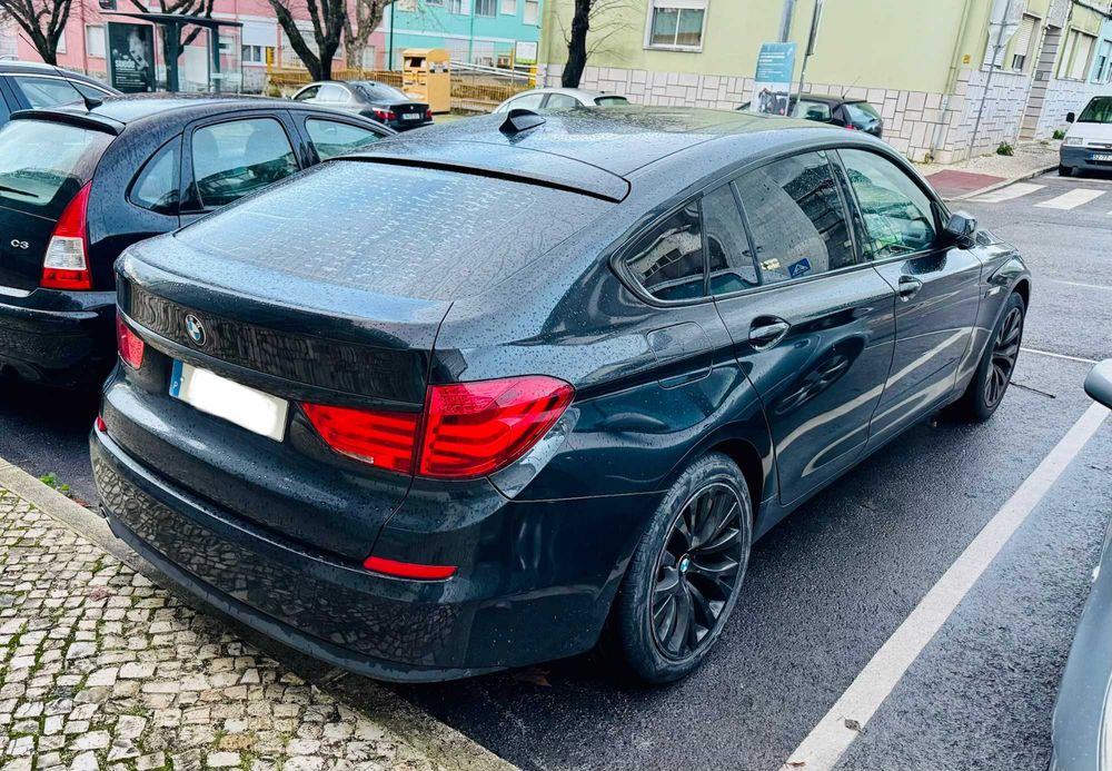BMW 520d 5 GT versão Luxury