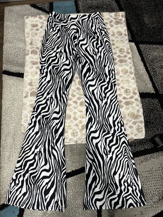 Штани Зебра, Шейн