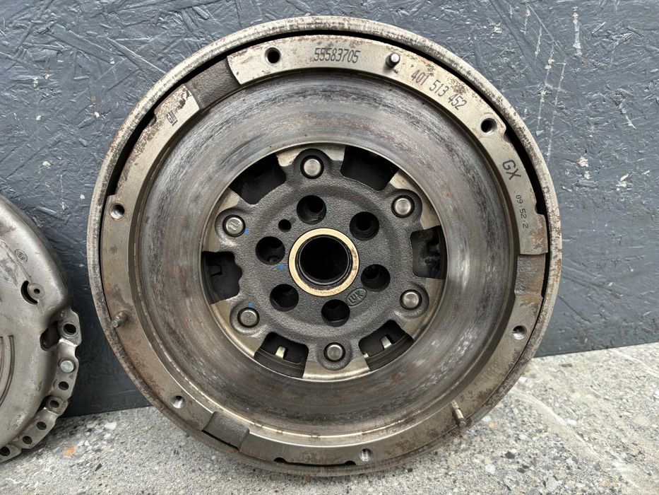 Зчеплення Корзина Диск Маховик Opel Astra J Zafira Mokka 1.4 Turbo