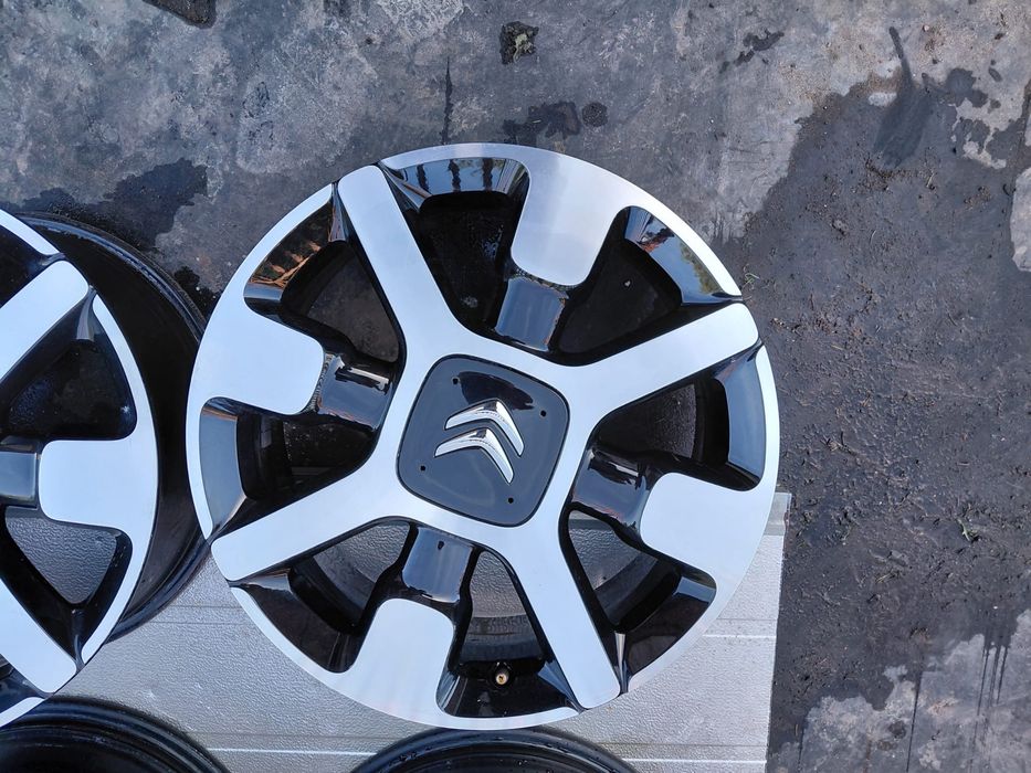 Felgi Citroen C4 – komplet 17”