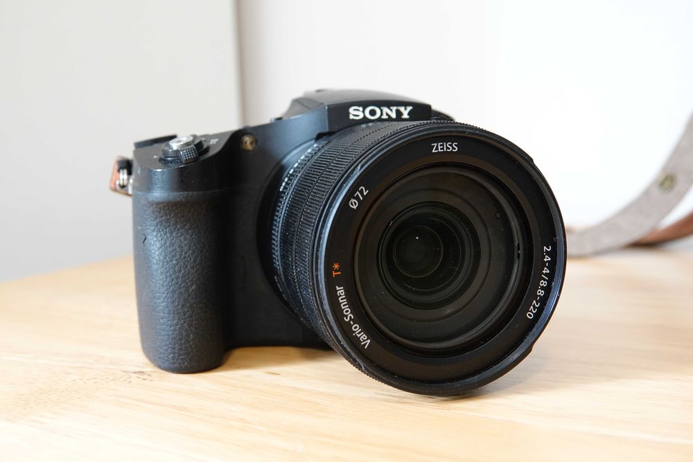 Sony RX10 III + acessórios