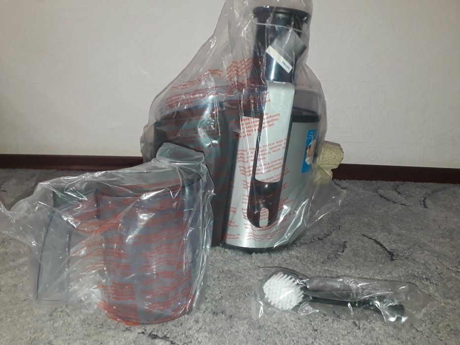 Соковыжималка Philips HR 1861