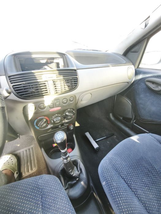 Fiat Punto  2000