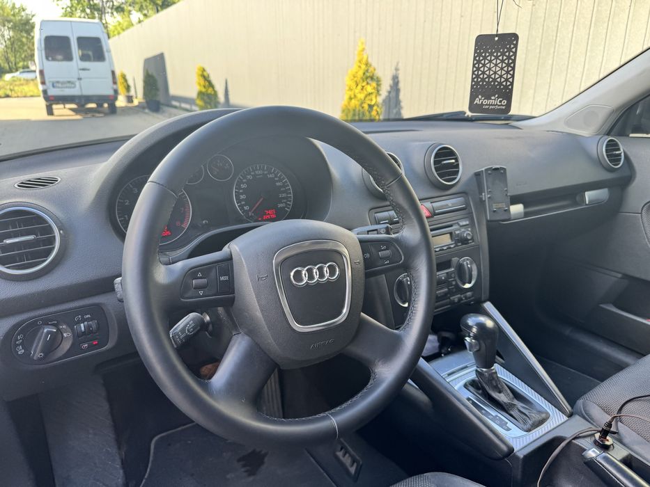 Audi a3 8P 2006рік 1.6mpi автомат