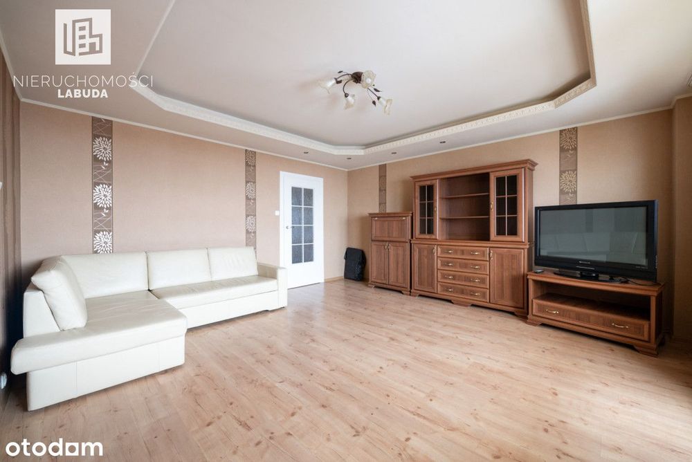 Duże mieszkanie z widokiem na jezioro