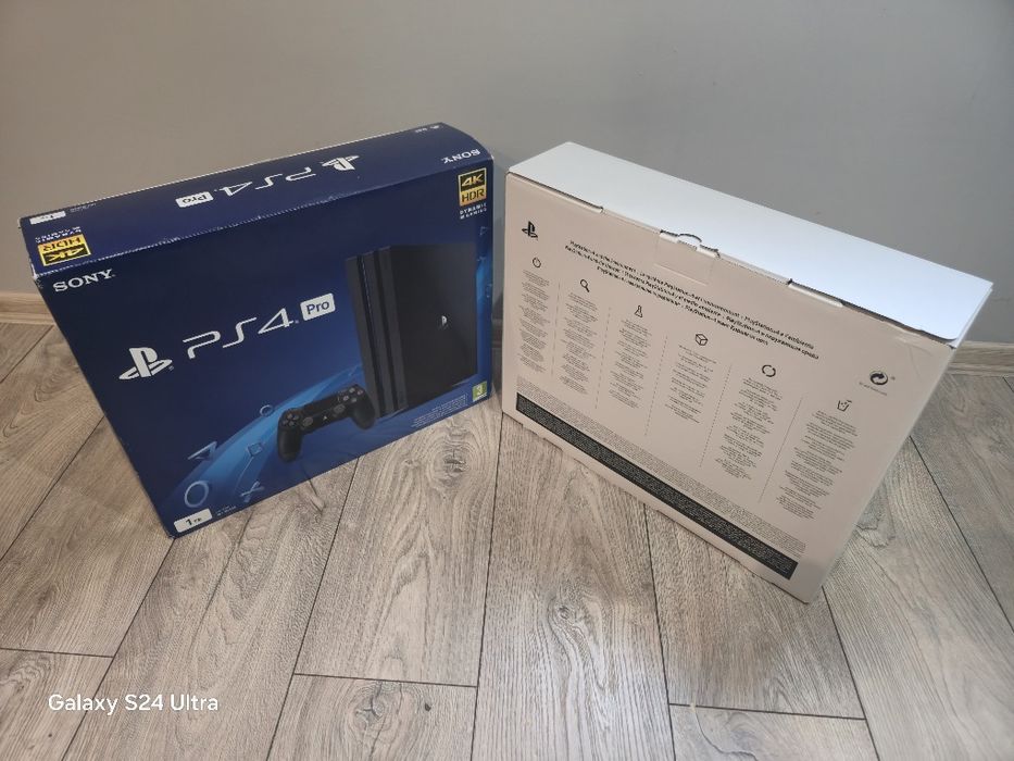 Pudełko karton playstation 4 pro